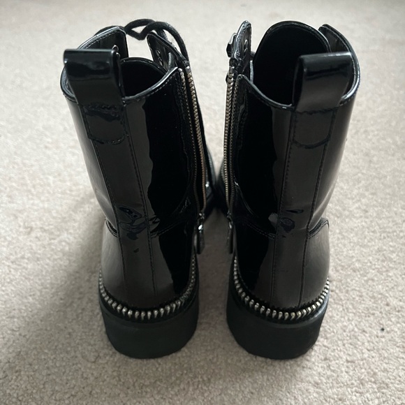 Michael Kors Black Booties worn only once excellent condition - Picture 9 of 9